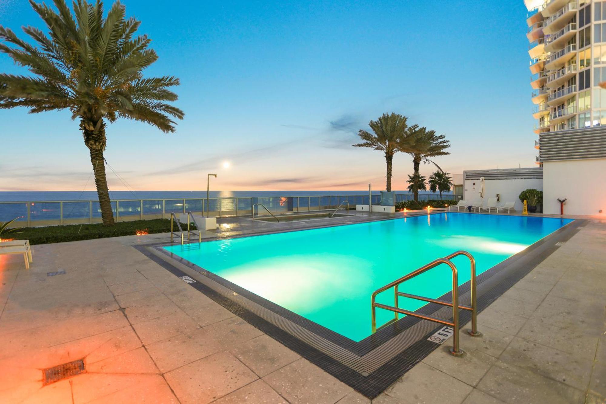 Montecarlo Miami Beach Exterior foto